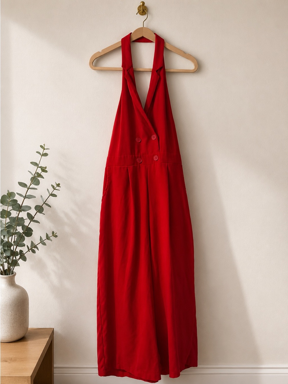 Fórmula Joven Red Halter Jumpsuit Sz 10